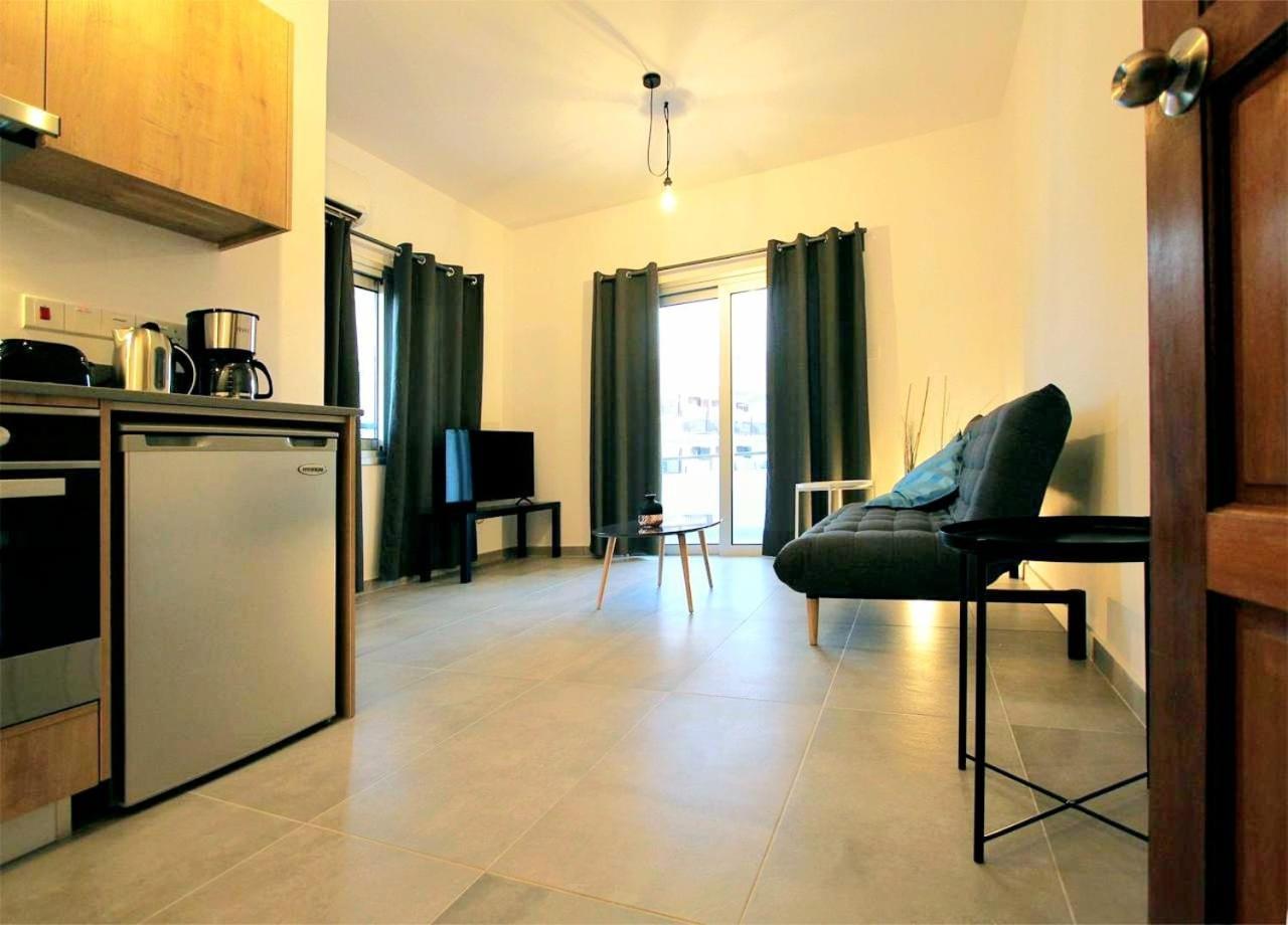 Papadavid Apartments Paphos Exterior foto